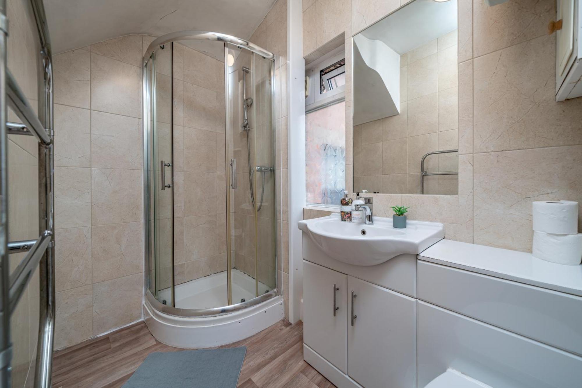 Carnaby & Oxford Street - Central Soho - One Bedroom - Double Bed & Sofabed London Luaran gambar