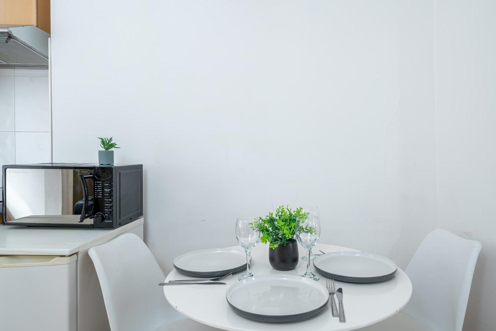 Carnaby & Oxford Street - Central Soho - One Bedroom - Double Bed & Sofabed London Luaran gambar